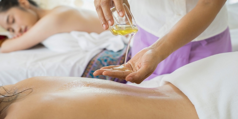 Có đa dạng loại tinh dầu khác nhau để chị em lựa chọn