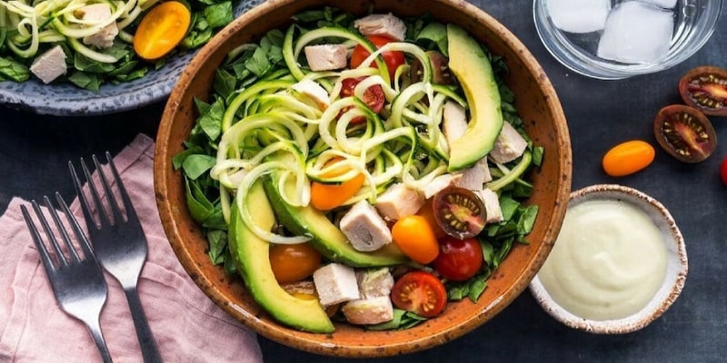 Người bị huyết áp cao nên ăn nhiều rau, trái cây