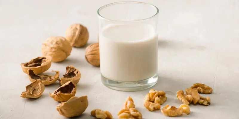Sữa hạt óc chó Hàn Quốc có nhiều loại hạt kết hợp